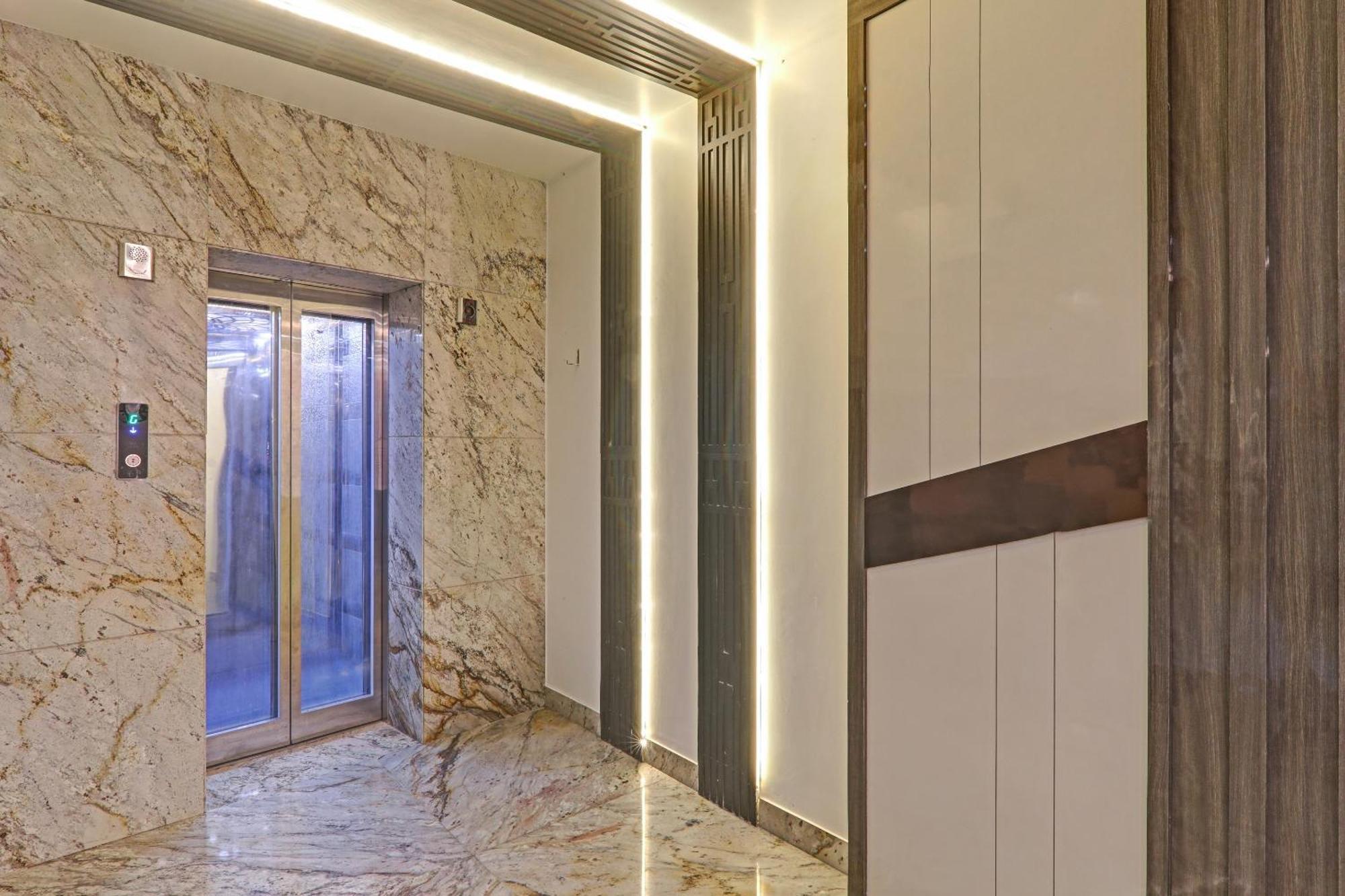 Super Townhouse Hotel Impact Chinhat Dış mekan fotoğraf